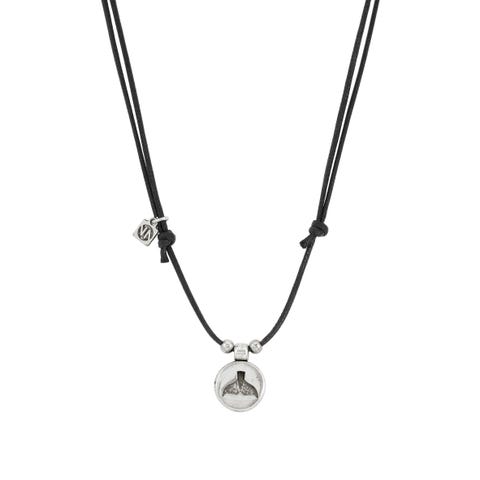 Collana Freedom in Cordino Cerato e Ottone Collana con pendente in Ottone e simbolo coda di delfino