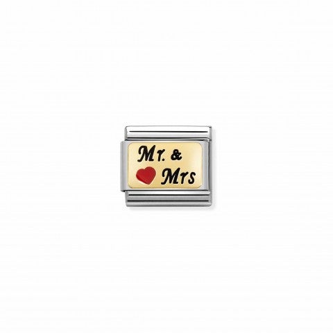 Composable_Classic_Link
MR_&_MRS_Red_Heart_Link_in_yellow_gold_and_enamel_with_text_and_heart