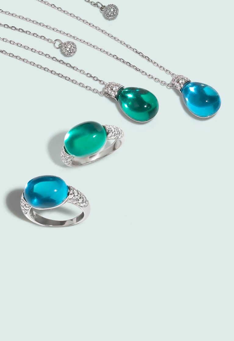 MYRADIANCE COLLECTION
