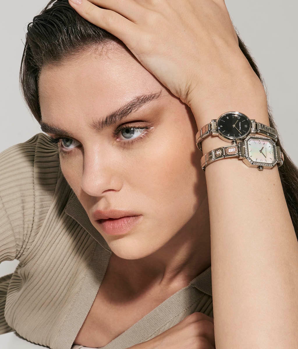 <strong>NEW<br>WATCHES</strong>