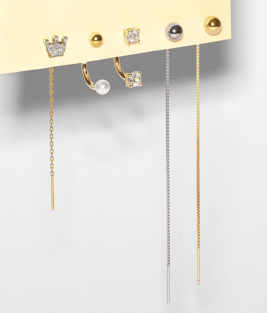 <strong>EARRINGS</strong>