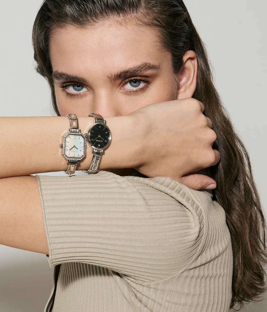 <strong>WATCHES</strong>
