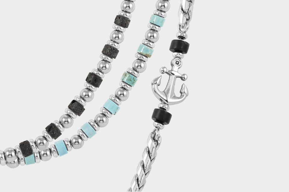 <strong>NECKLACES</strong>