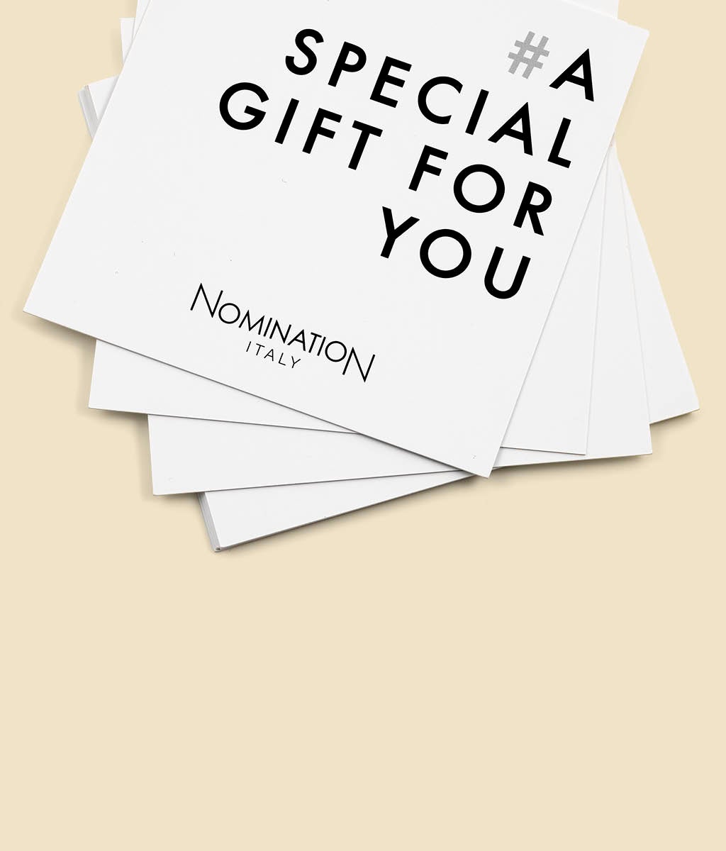 <strong>GIFT CARD</strong>